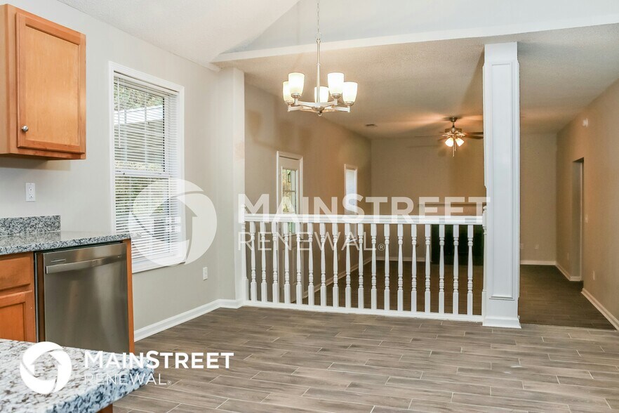 Building Photo - 50 Pebble Crossing