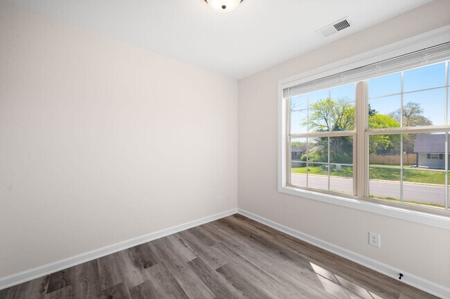 Building Photo - Beautiful Single-Family Home With A Community Park