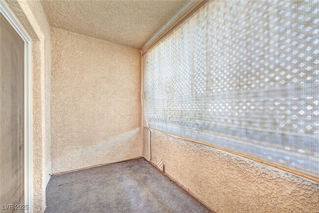 Building Photo - 520 Arrowhead Trail