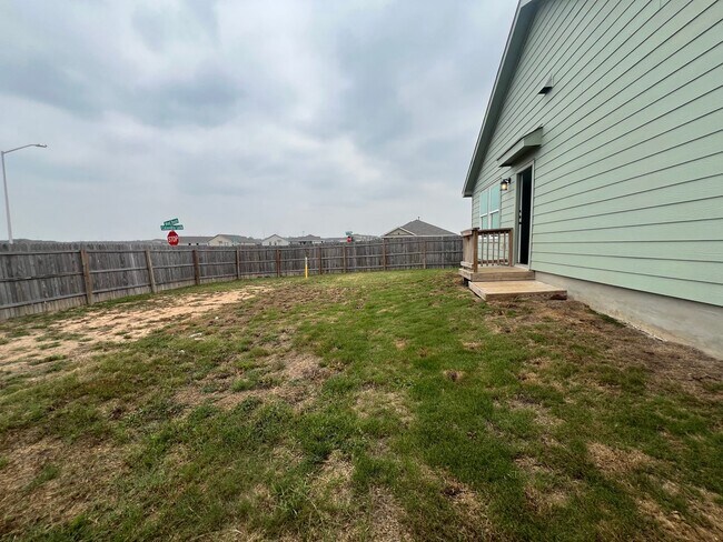Building Photo - 2902 Shore Lark