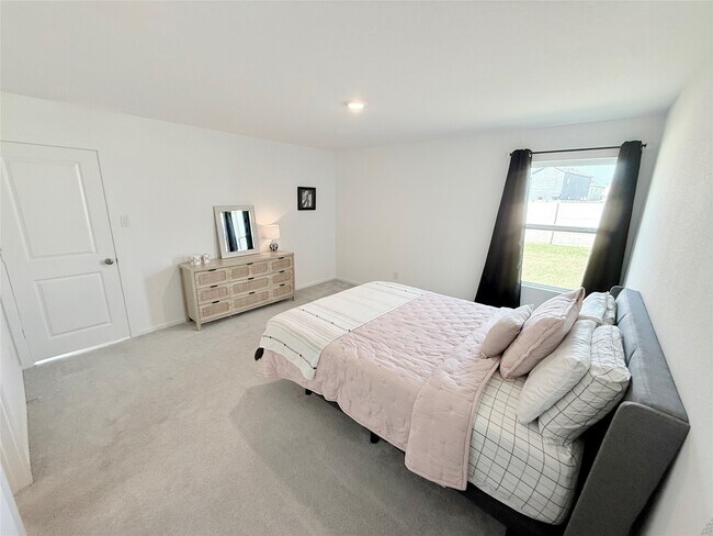 Building Photo - 21307 Bianchi Ct