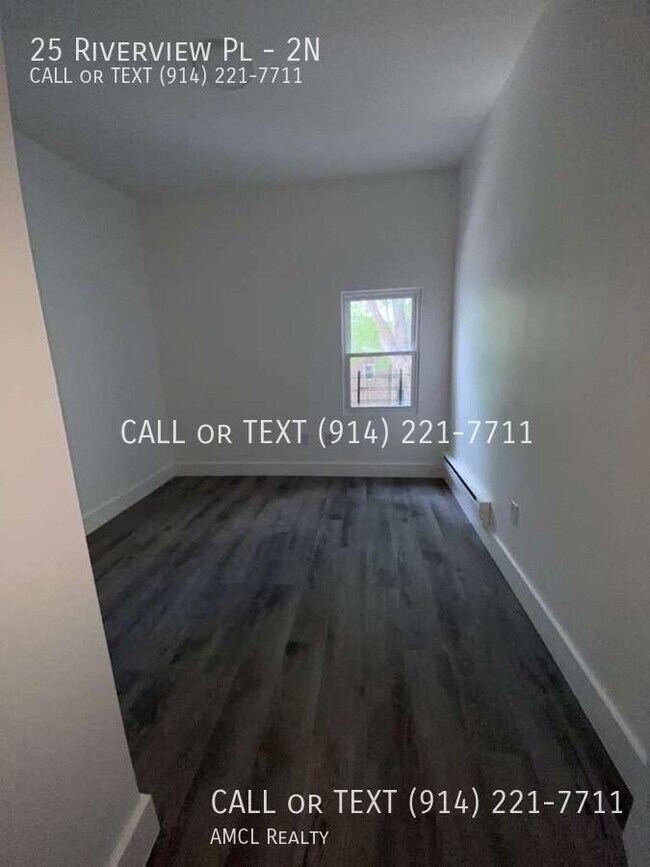 Building Photo - 25 Riverview Pl