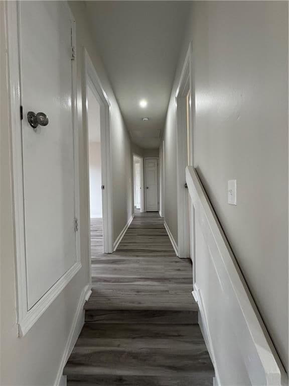 Building Photo - 3821 River Rd