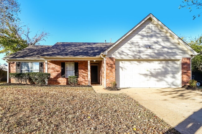 Building Photo - 180 Pine Ridge Ln