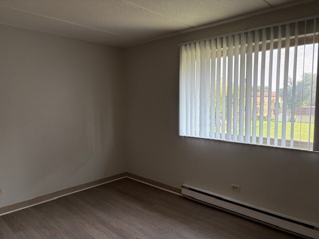 Building Photo - 240 Springhill Dr