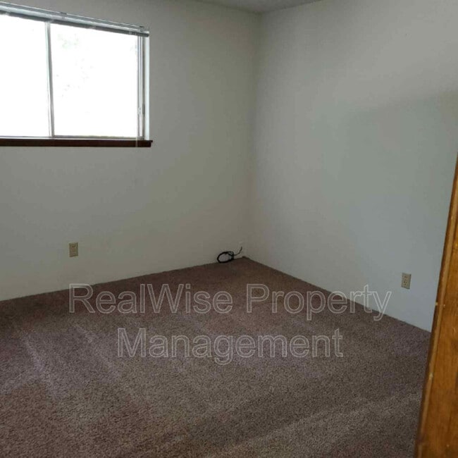 Building Photo - 306 Catalina Dr