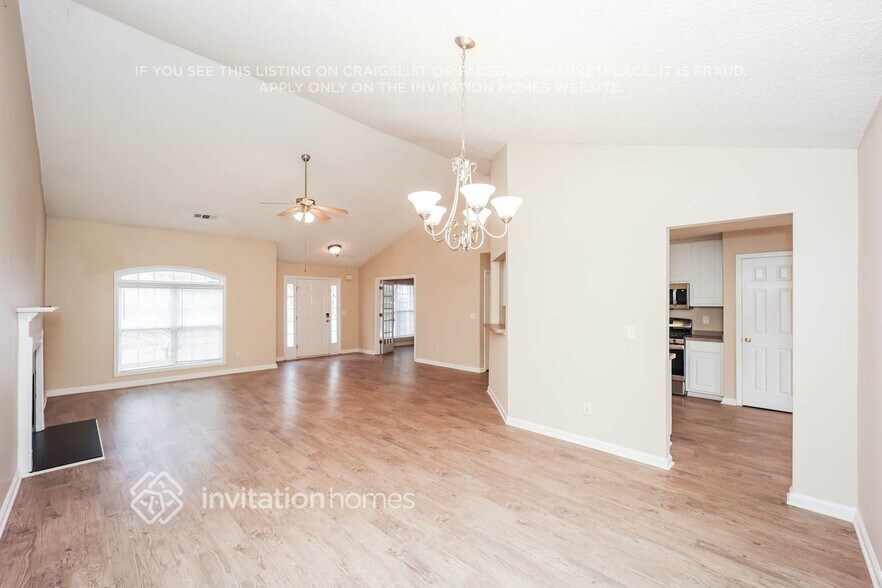 Building Photo - 5600 Cedar Pass