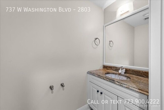 Building Photo - 737 W Washington Blvd