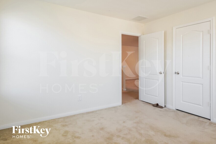 Building Photo - 16603 Live Oak Canyon Dr