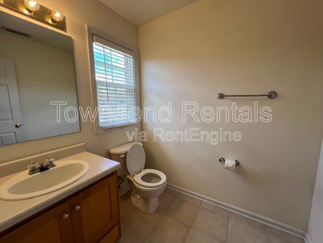 Building Photo - 121 Bugle Call Dr
