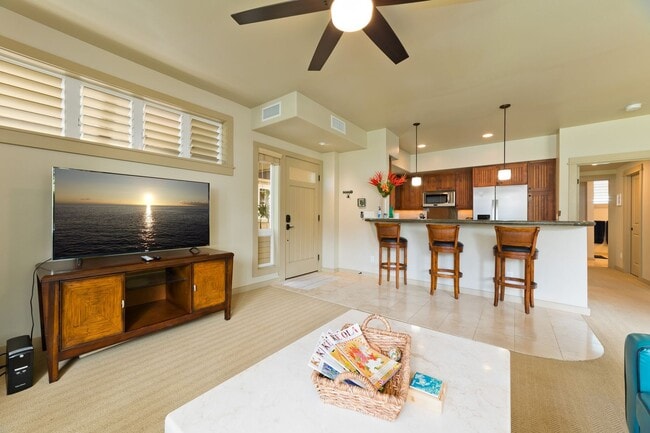 Building Photo - 75-6025 Alii Dr. F102