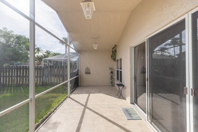 Building Photo - 7722 Brunson Cir