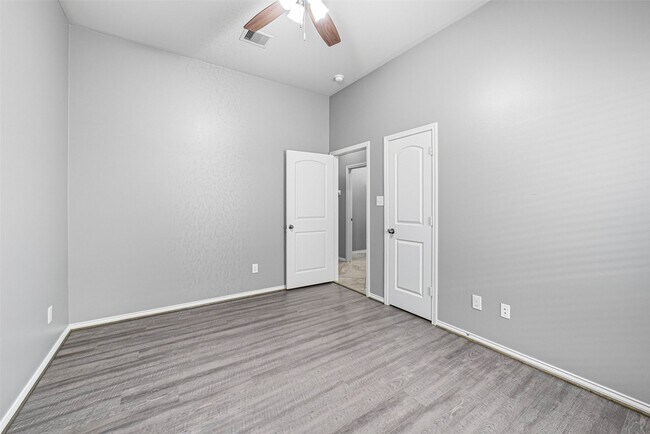 Building Photo - 27119 Postwood Manor Ct