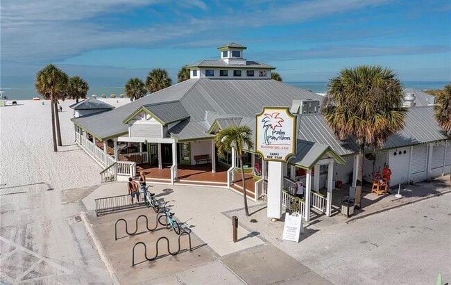 Building Photo - 661 Poinsettia Ave