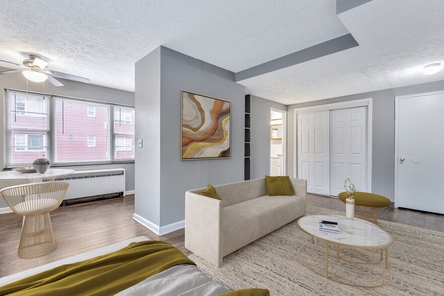 Building Photo - Lofts on Ormsby