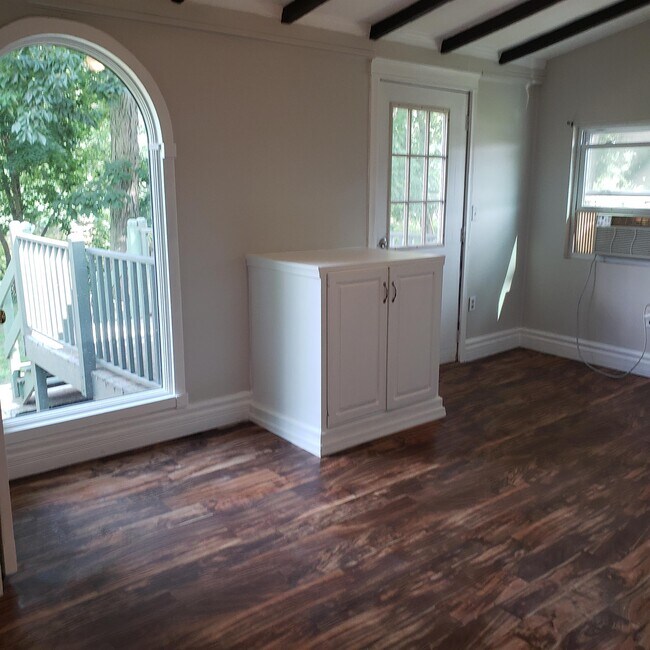 Building Photo - 386 Conewago Dr