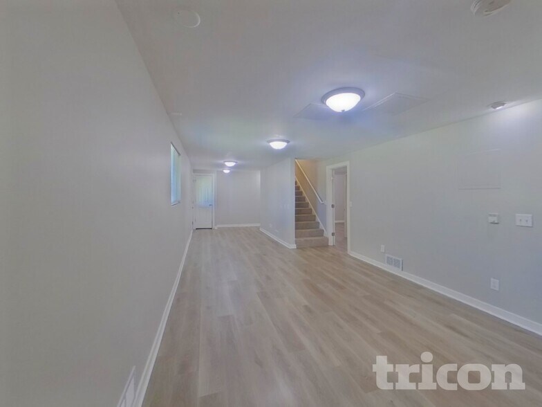 Building Photo - 13548 Dan Patch Dr