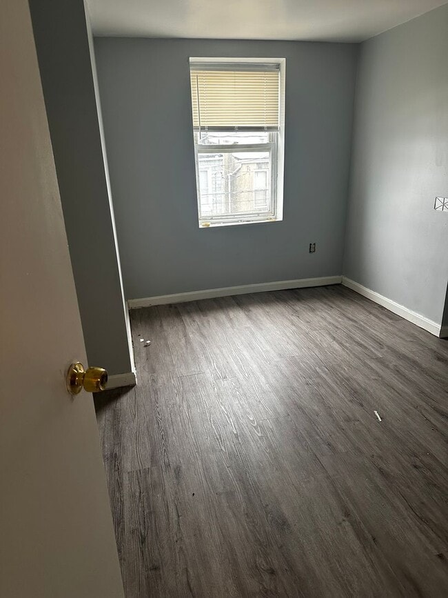 Building Photo - Beautiful newly renovated home near Johns Hopkins, University of Maryland and Peabody Institute