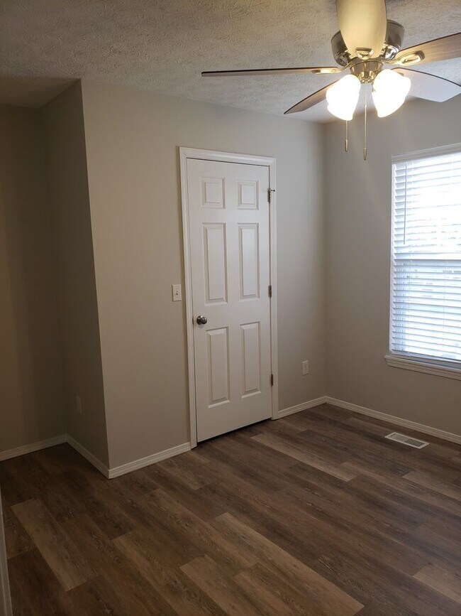 Building Photo - Great South East Location...East Battlefield & 65 Area