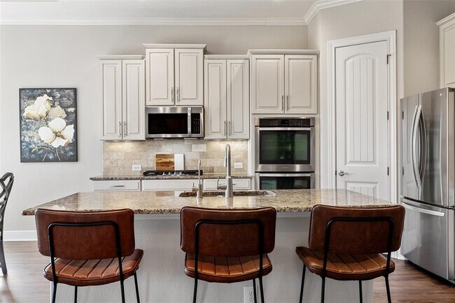 Building Photo - 5421 Coral Bean Cove