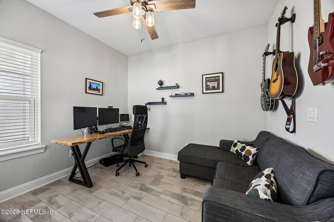 Building Photo - 159 Rose Dew Dr