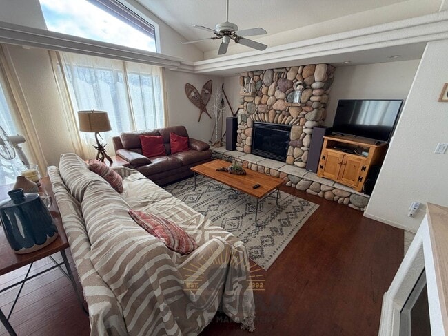 Building Photo - Gorgeous Lake View! 3 Bedroom with Garage & Car Port in Incline Village!  Allows a cat!