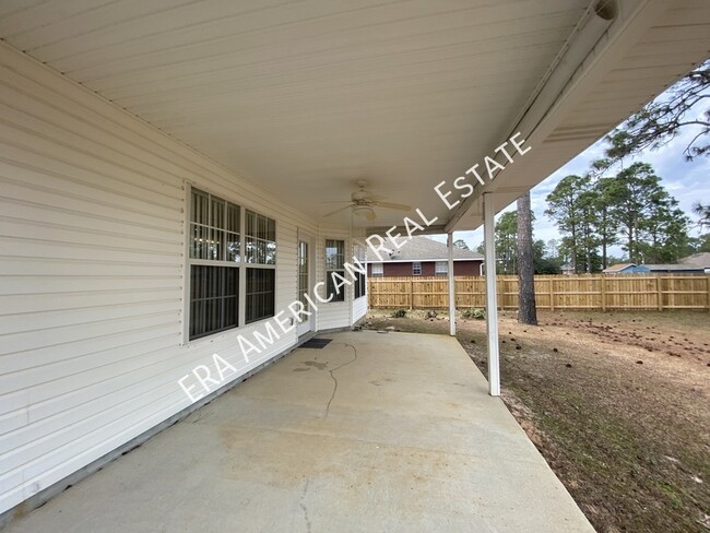 Building Photo - ***MOVE IN SPECIAL- First Full Month Rent ...