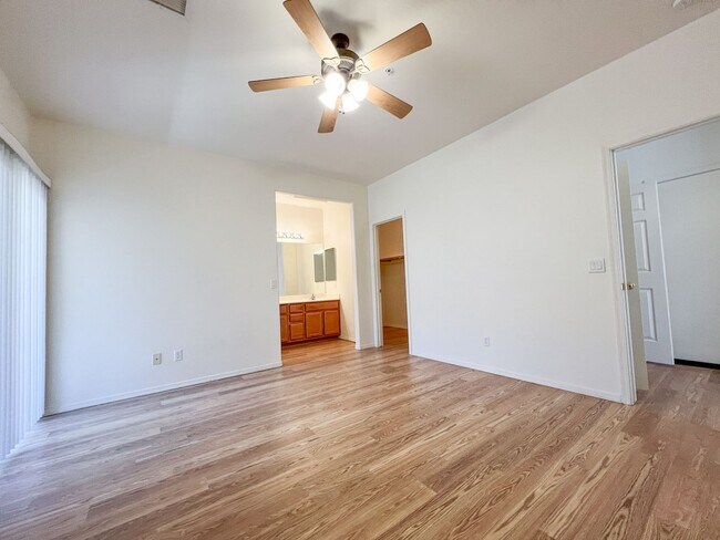 Building Photo - 1715 Pinon Dr