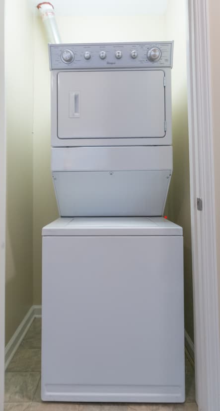 Building Photo - 946 Doctor M.L.K. Jr St