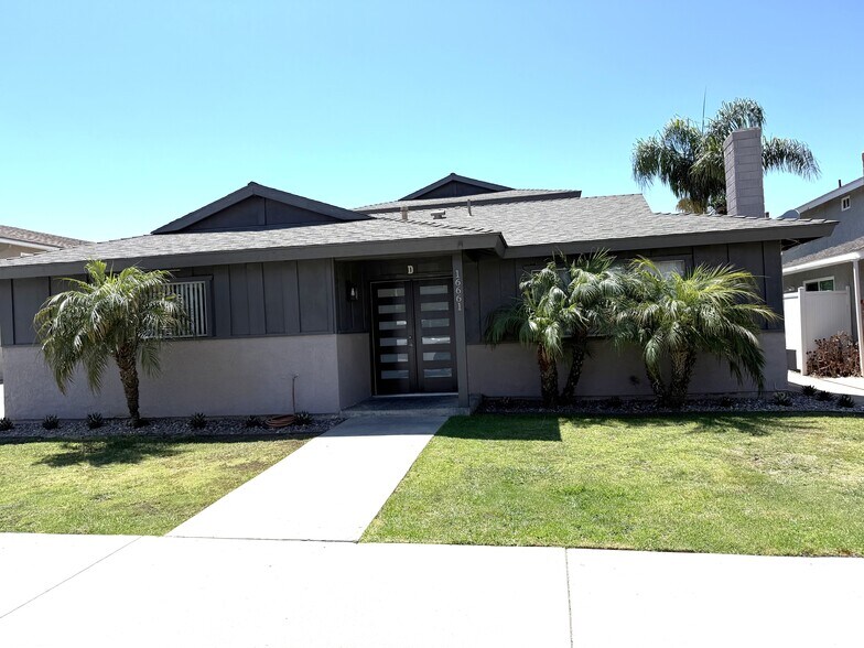Primary Photo - 16661 Blanton Ln