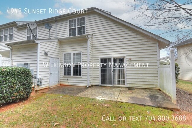 Building Photo - 4942 Sunset Ridge Ct