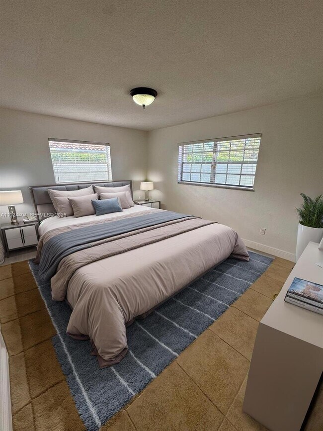 Building Photo - 2911 SW 98th Ave