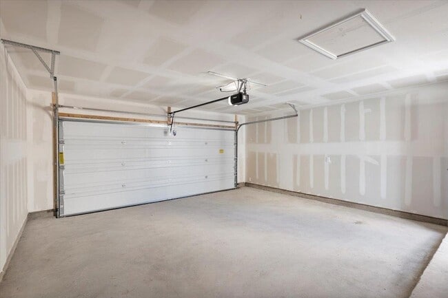 Building Photo - 2510 Ophelia Levi Ln