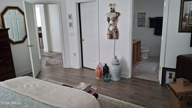 Building Photo - 113 Hagge Dr