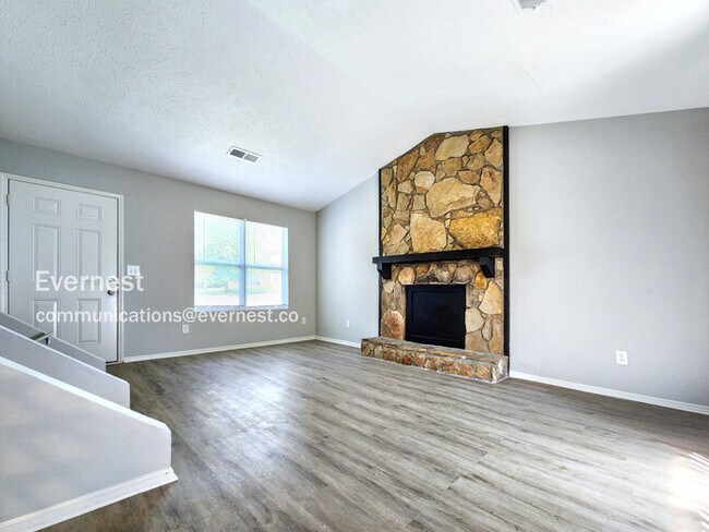 Building Photo - 901 Shiloh Ridge Run NW
