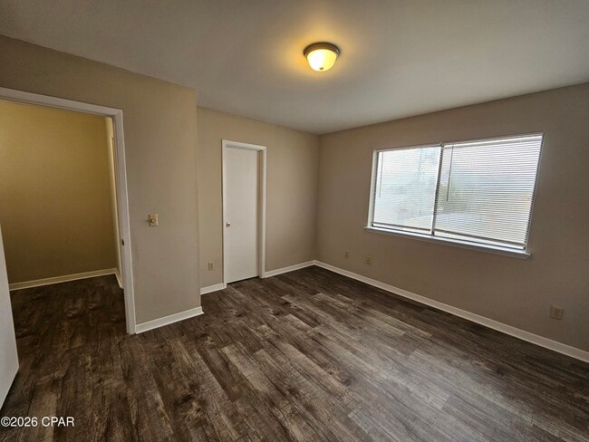 Building Photo - 6401 Lenawee St