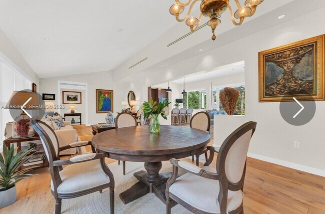 Building Photo - 1150 NE 91st St