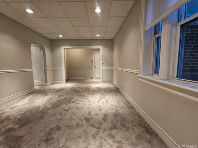 Building Photo - 30 Shipherd Ave