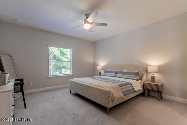 Building Photo - 348 Clifton Bay Lp