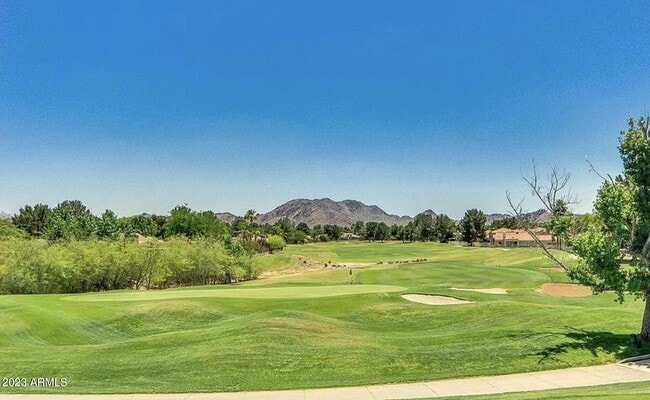 Building Photo - 4150 E Cactus Rd
