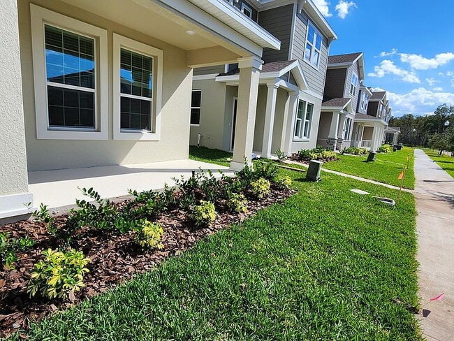 Building Photo - 4-Bed, 3-Bath Haven on Parable Way, Winter Garden!"