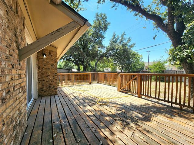 Building Photo - 2425 Salmon St