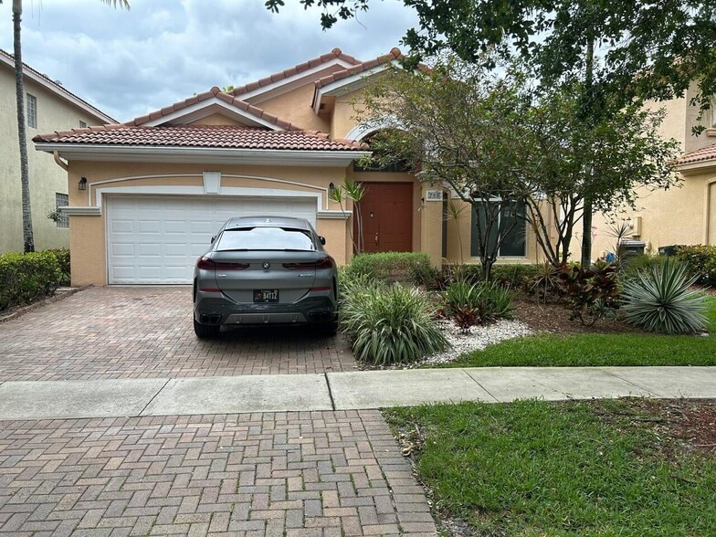 Building Photo - 759 Gazetta Way