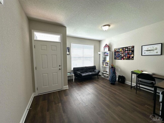 Building Photo - 5365 Parkside Dr