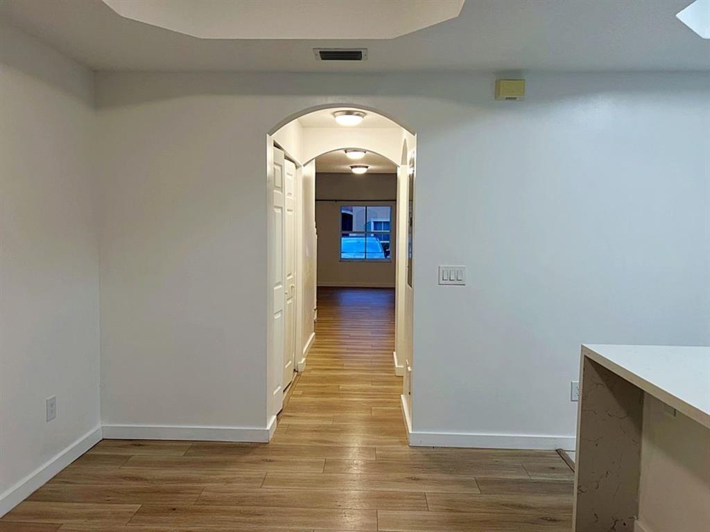 Building Photo - 4929 Tradewinds Ter