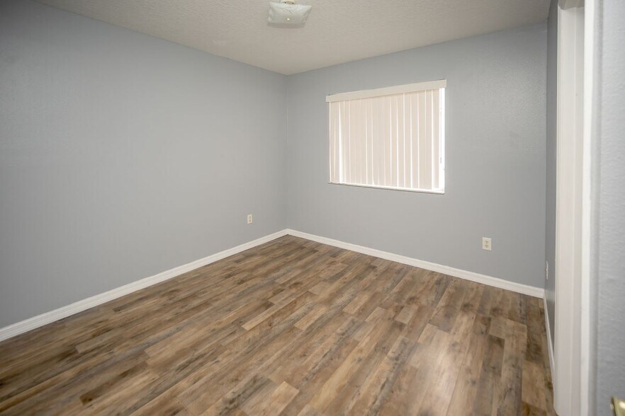 Building Photo - 564 Orchid Dr
