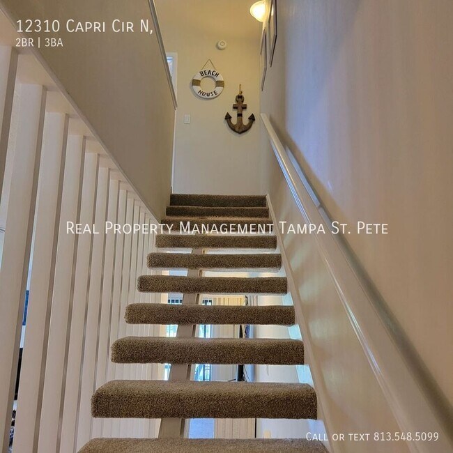Building Photo - 12310 Capri Cir N