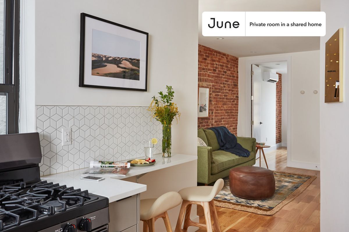 Building Photo - Room in Shared 3.0 bed/1 bath home