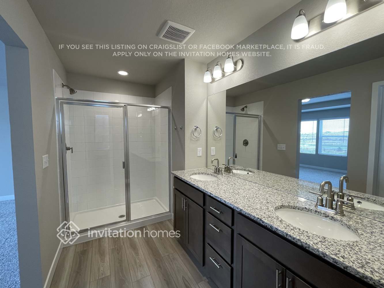 Building Photo - 13533 Arriba Dr