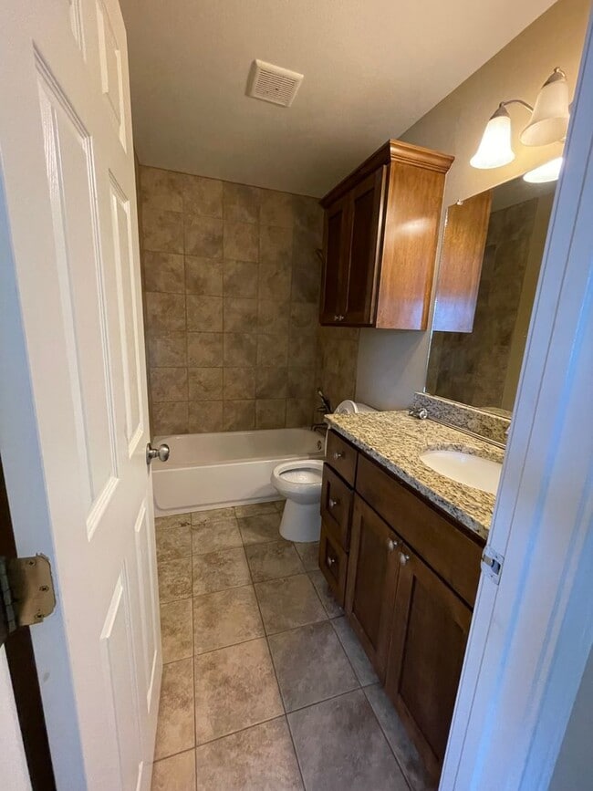 Building Photo - 105 Homonu Ct